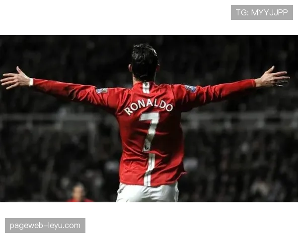 C罗里斯本竞技青训时期成长轨迹与早期表现回顾 C罗里斯本竞技青训时期成长轨迹与早期表现回顾