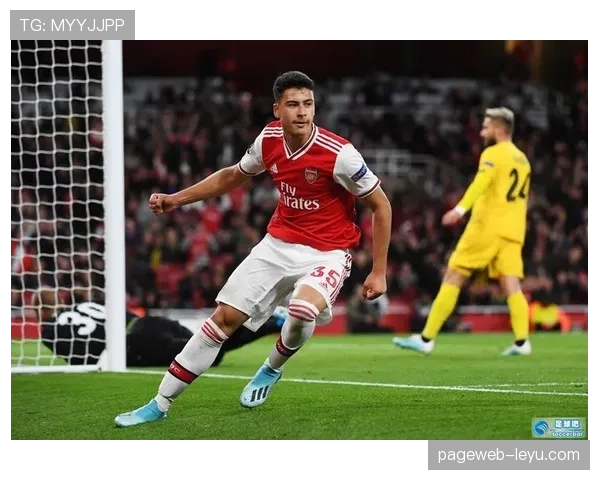 高位压迫利器：马丁内利在体系中的防守价值